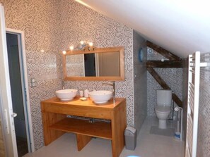 Douche, papier toilette