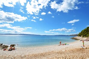 Beach nearby, sun loungers