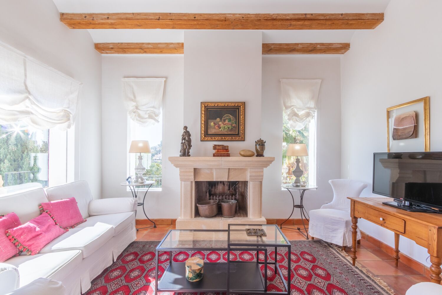 La Aldaba, luxurious Ibizan villa with sea views, offers May