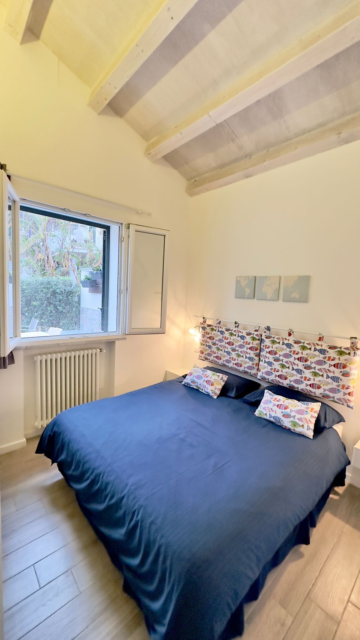 Mondello: two rooms 300 meters from the sea