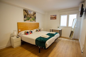 4 Schlafzimmer, WLAN, Bettwäsche