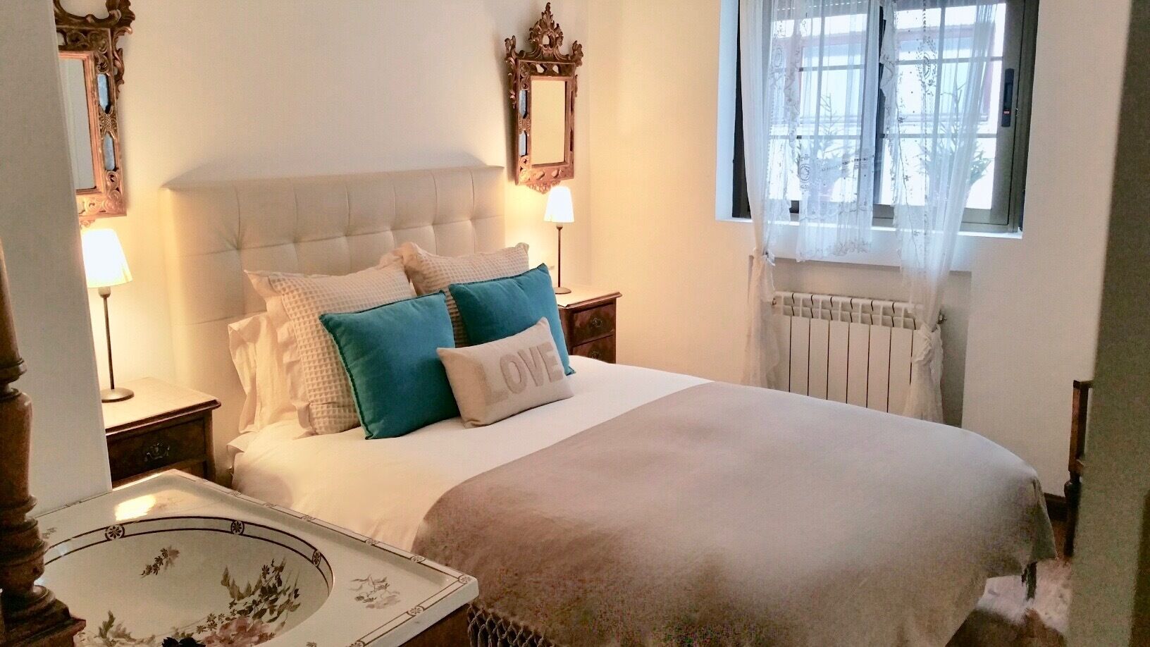 Fantastic Rustic House Near The Monastery