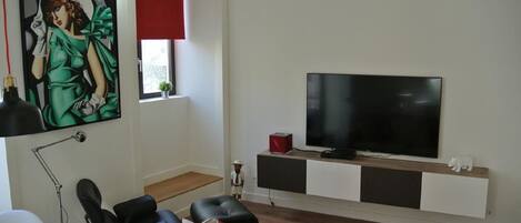 Fernseher, Stereoanlage