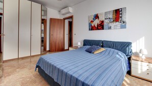 Room - Residential flat (Venezia)