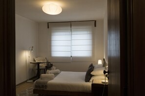 2 soverom, strykejern/-brett, reiseseng for barn og wi-fi (inkludert)