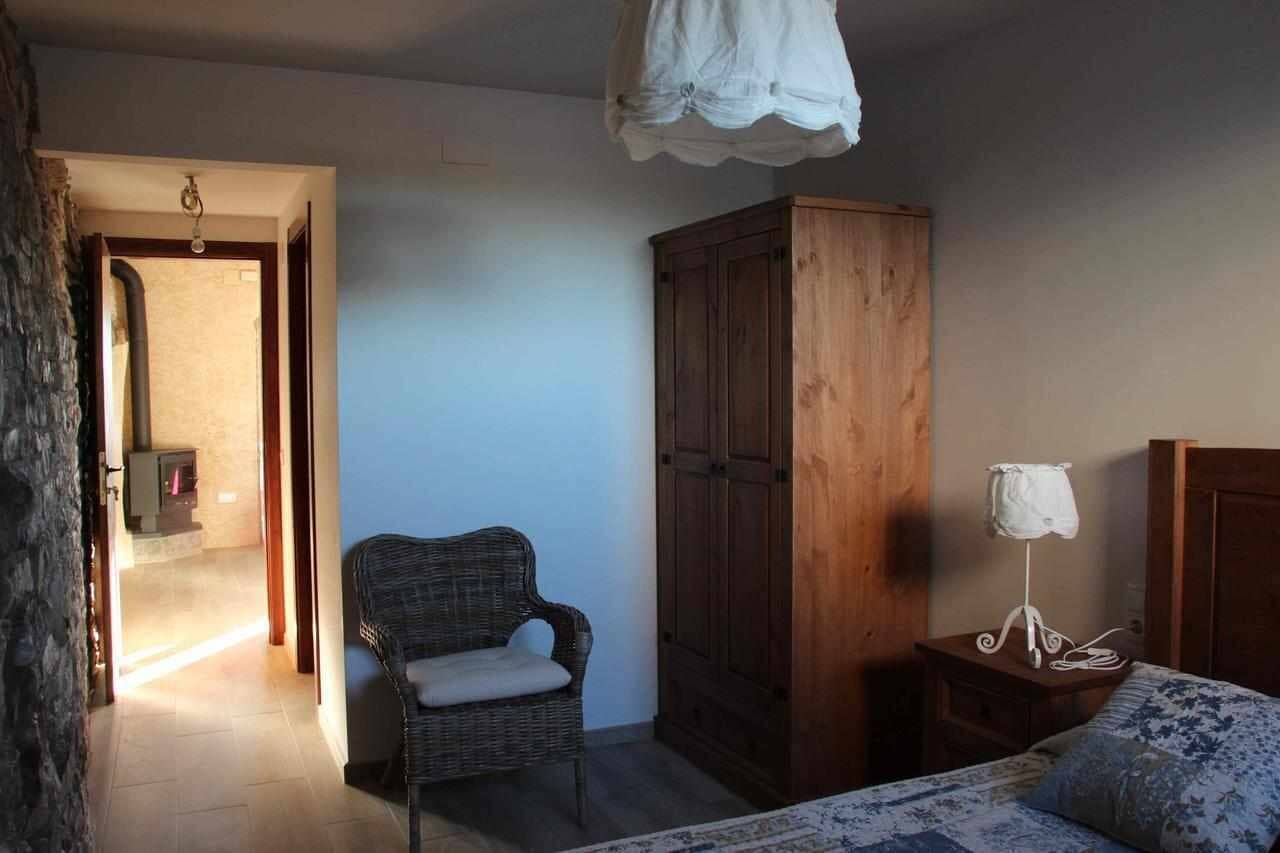3 slaapkamers, een strijkplank/strijkijzer, reisbedje, gratis wifi
