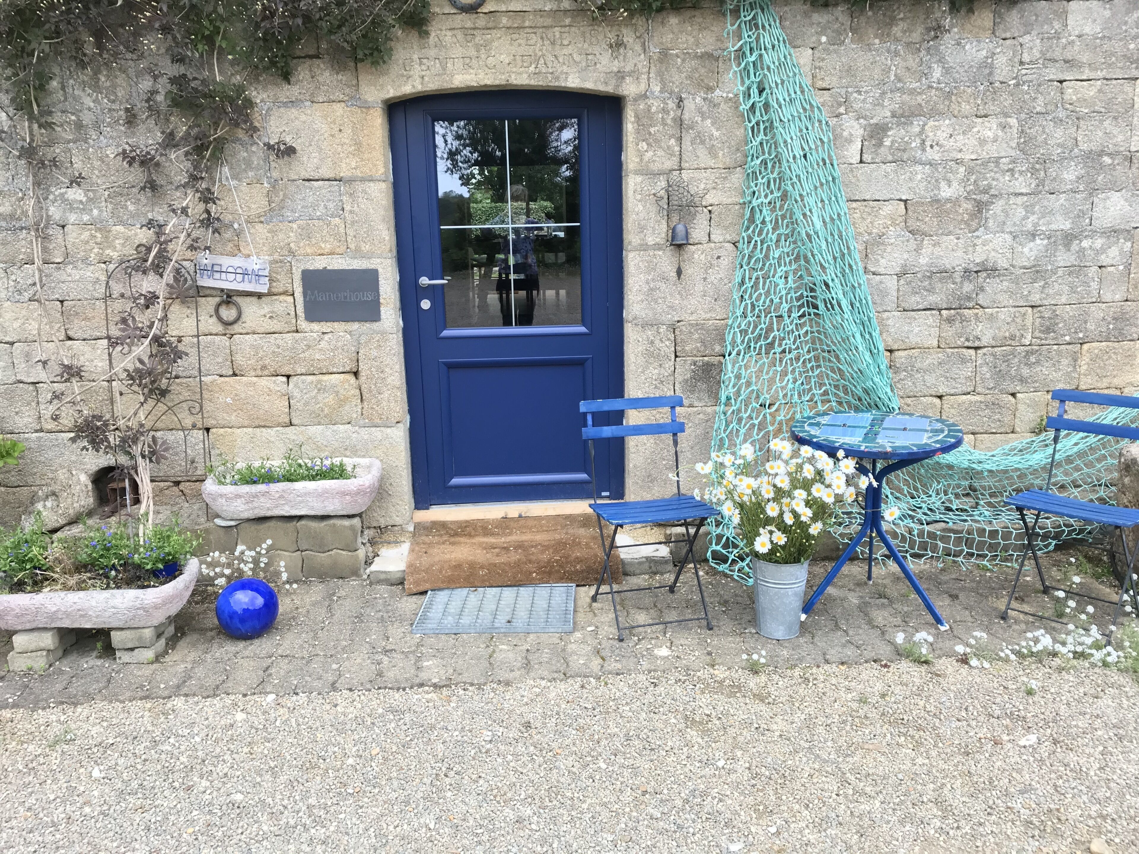 Historic home for togethering, country calm 7km from beaches