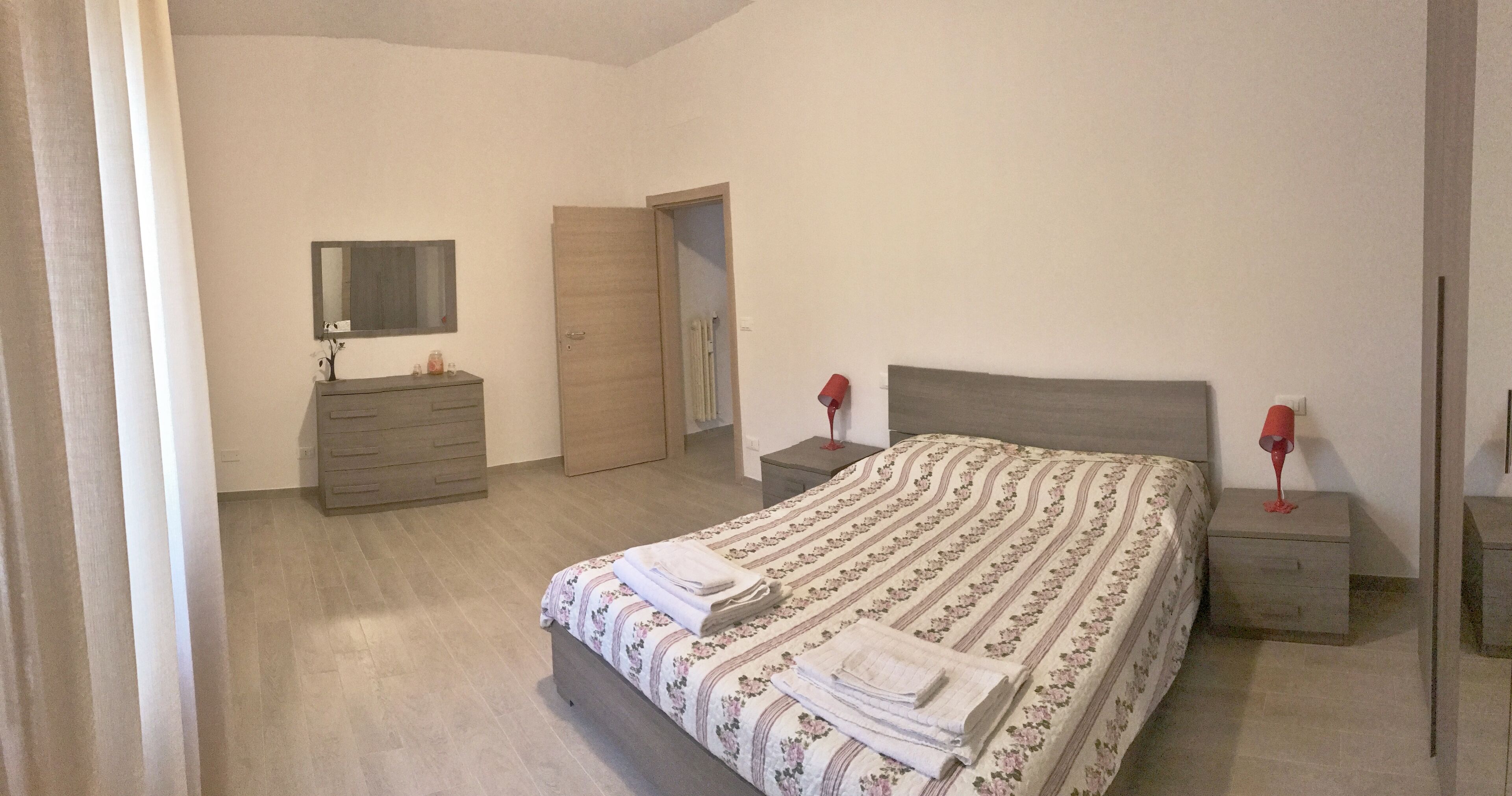 Brand new apartment with parking near Central Station