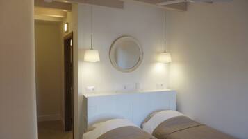 3 dormitorios, tabla de planchar con plancha, cuna de viaje y wifi