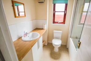 Duschwanne, Seife, Toilettenpapier