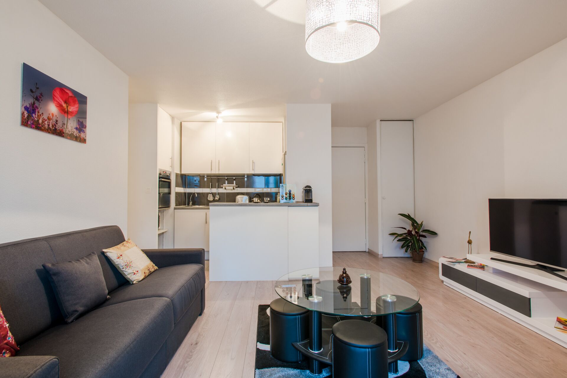 T3 - Cozy & Cocooning / Parking / Near Subway Borderouge and Trois-Cocus