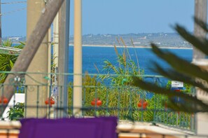 Property grounds - Luxury house with large terrace and sea view (Marina San Gregorio)