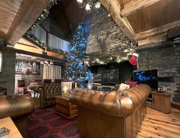 TV, fireplace, DVD player, table football