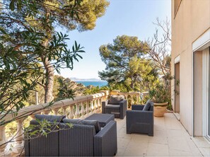 Terrace/patio - house / villa - 4 rooms - 4/6 persons en Provence dans calanque MARSEILLE (PACA) (Ensuès-La-Redonne)