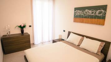 2 Schlafzimmer, Bügeleisen/Bügelbrett, WLAN, Bettwäsche