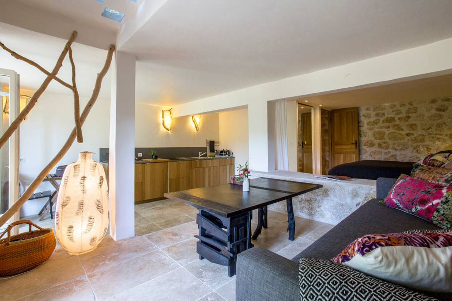 World famous garden offers luxury suite in designer style.