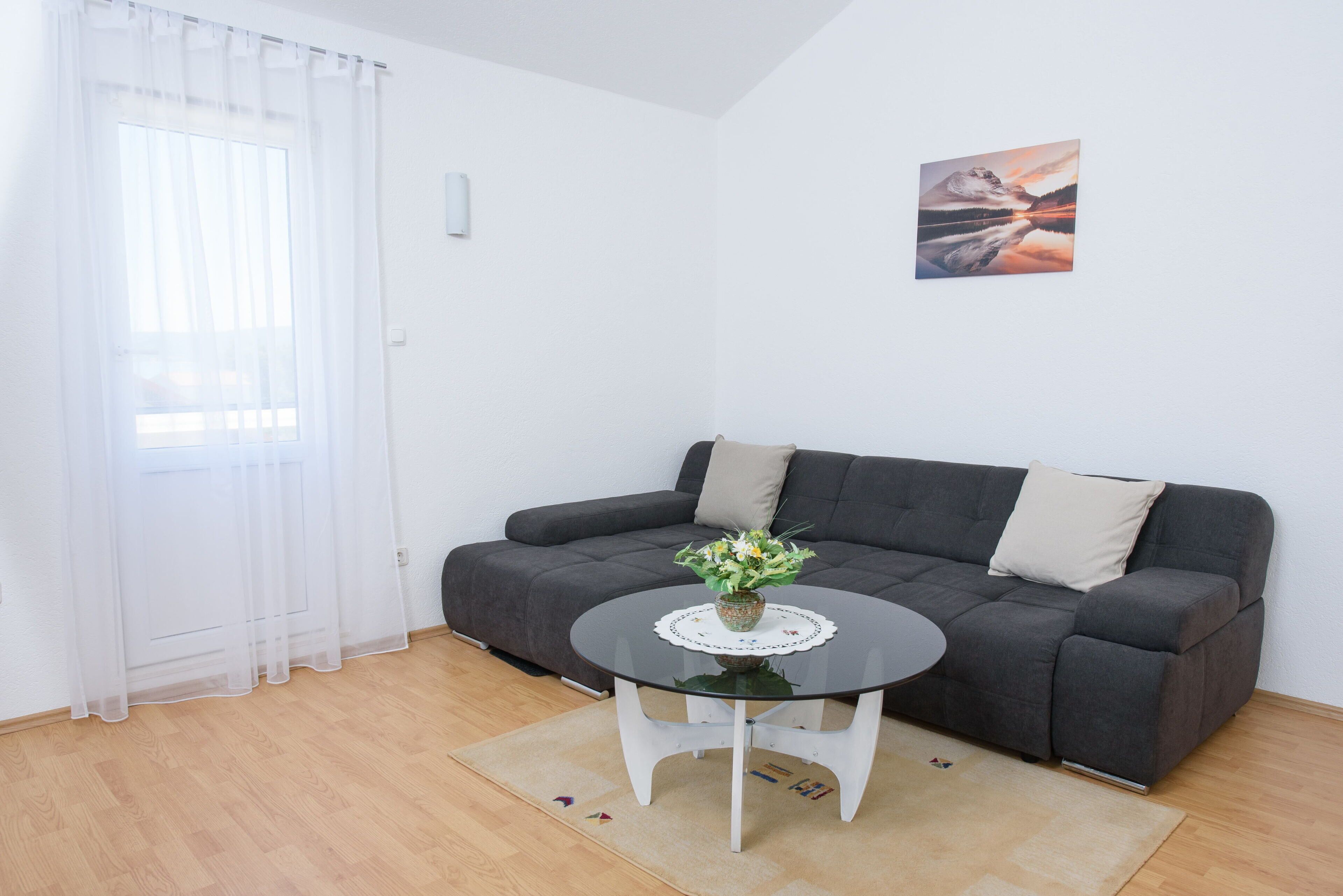 2 Minutes Walk To The Beach, Seaview Apartment With Seaview Terrace, Bbq,parking - Split