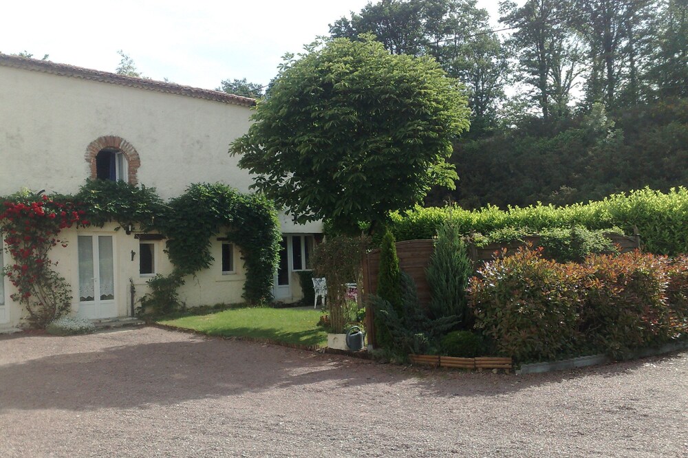 Soleil (2 Bedrooms - sleeps 4/5)