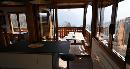 Chalet du Meilly - Face au toit de l'Europe, prĂšs des pistes et des sentiers.