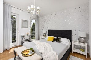 3 habitaciones, tabla de planchar con plancha y wifi gratis 