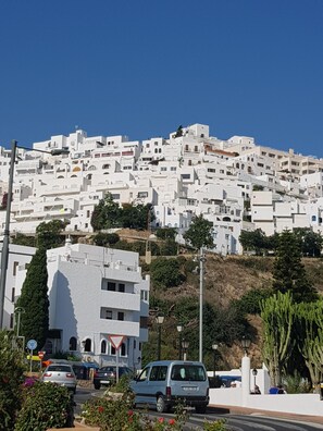 Exterior - El Pinar villa,pool, large terraces,sea views,wifi, UK TV,  sleeps 2 to 6 (Bédar)
