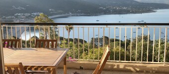 Familie villa i Korsika med fantastisk sjøutsikt