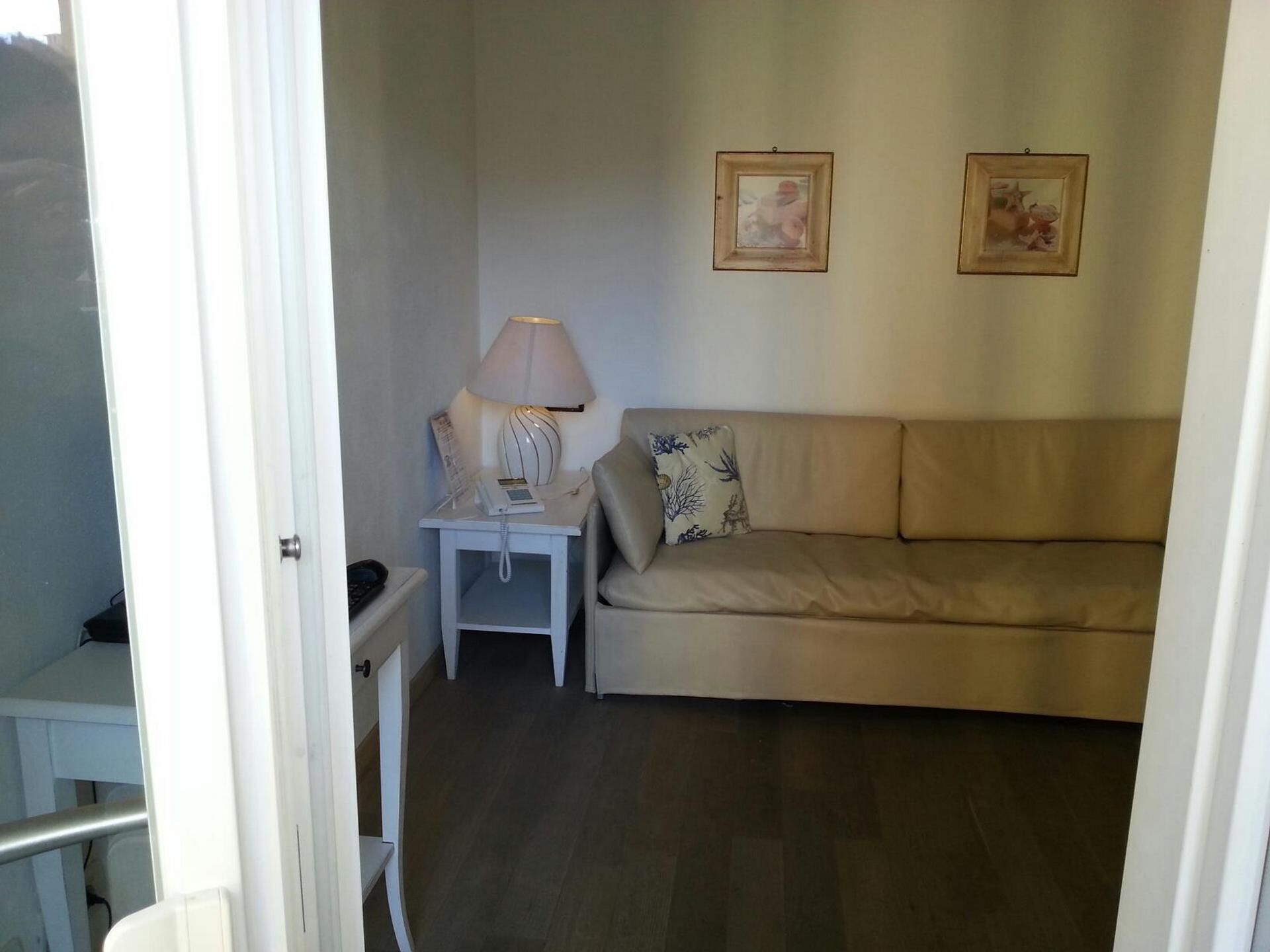 For families up to 4 people, close to the  beach CITR 011012 CAV 004