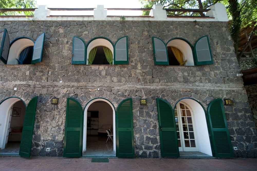 Forio D Ischia: House / Villa - Forio d'Ischia