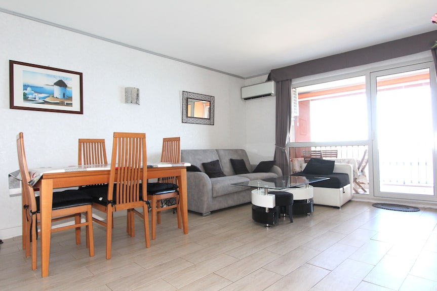 Superb Air-conditioned Flat On The 7th Floor Facing The Sea. - Nice