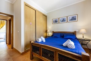 4 camere, ferro/asse da stiro, Wi-Fi, lenzuola