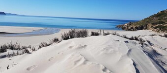 Lovely sea view cottage in res. with pool