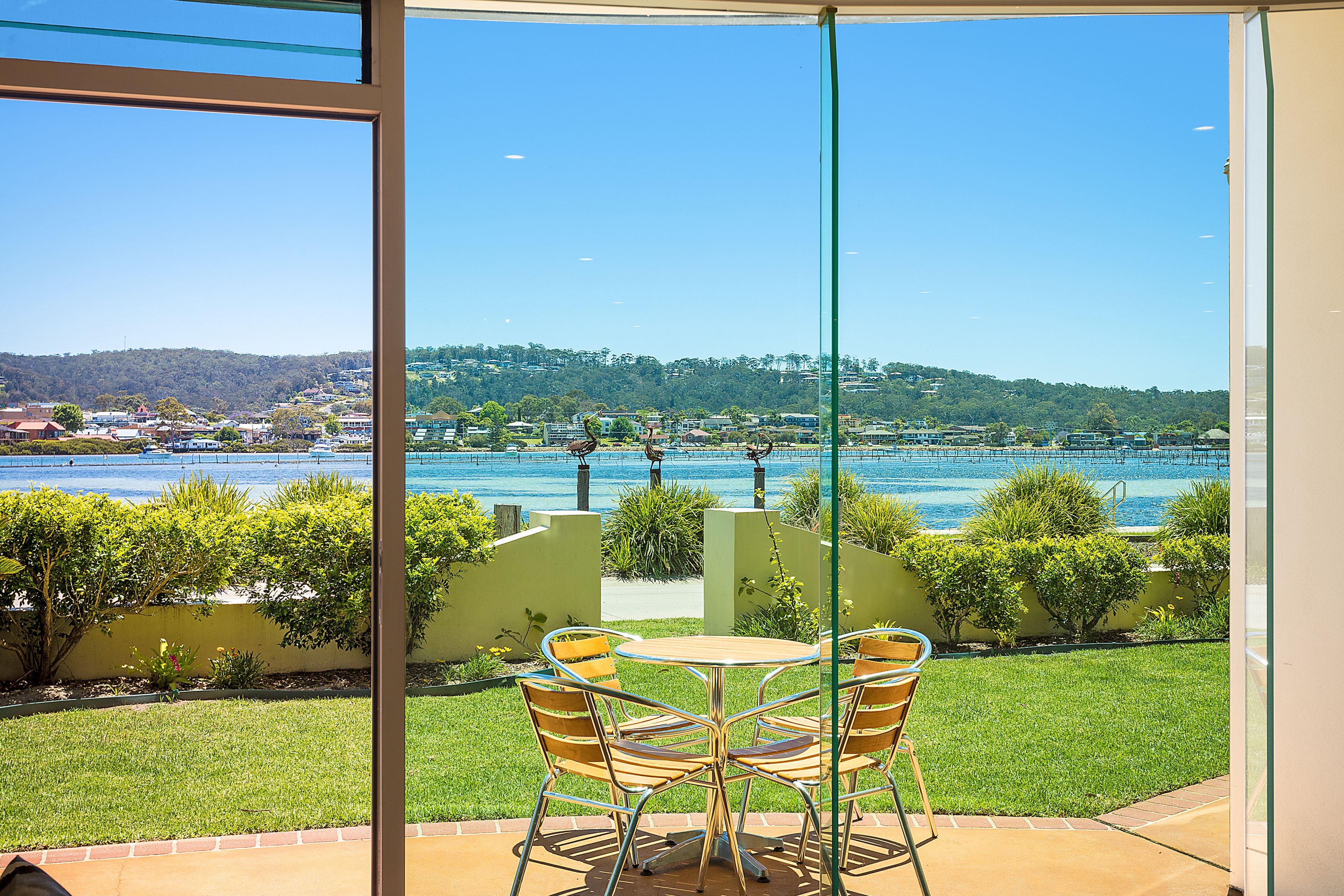 2 Bedroom Apartment Accessible | View from room