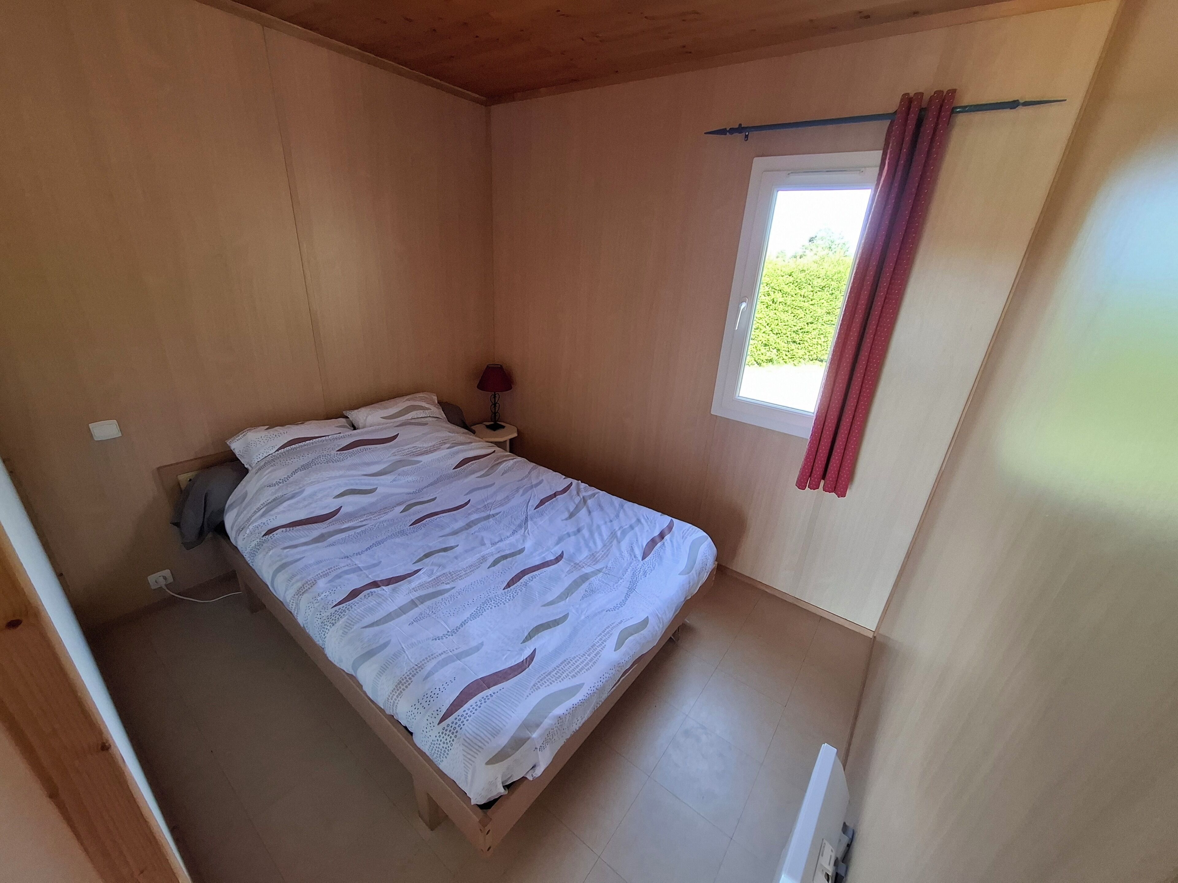 2 chambres, Wi-Fi gratuit, draps fournis