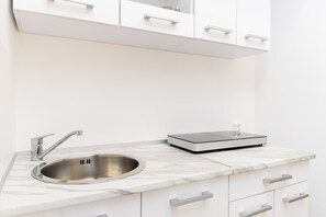 Fridge, microwave, coffee/tea maker, electric kettle - Casa Laura Blu (Sant´Agnello)