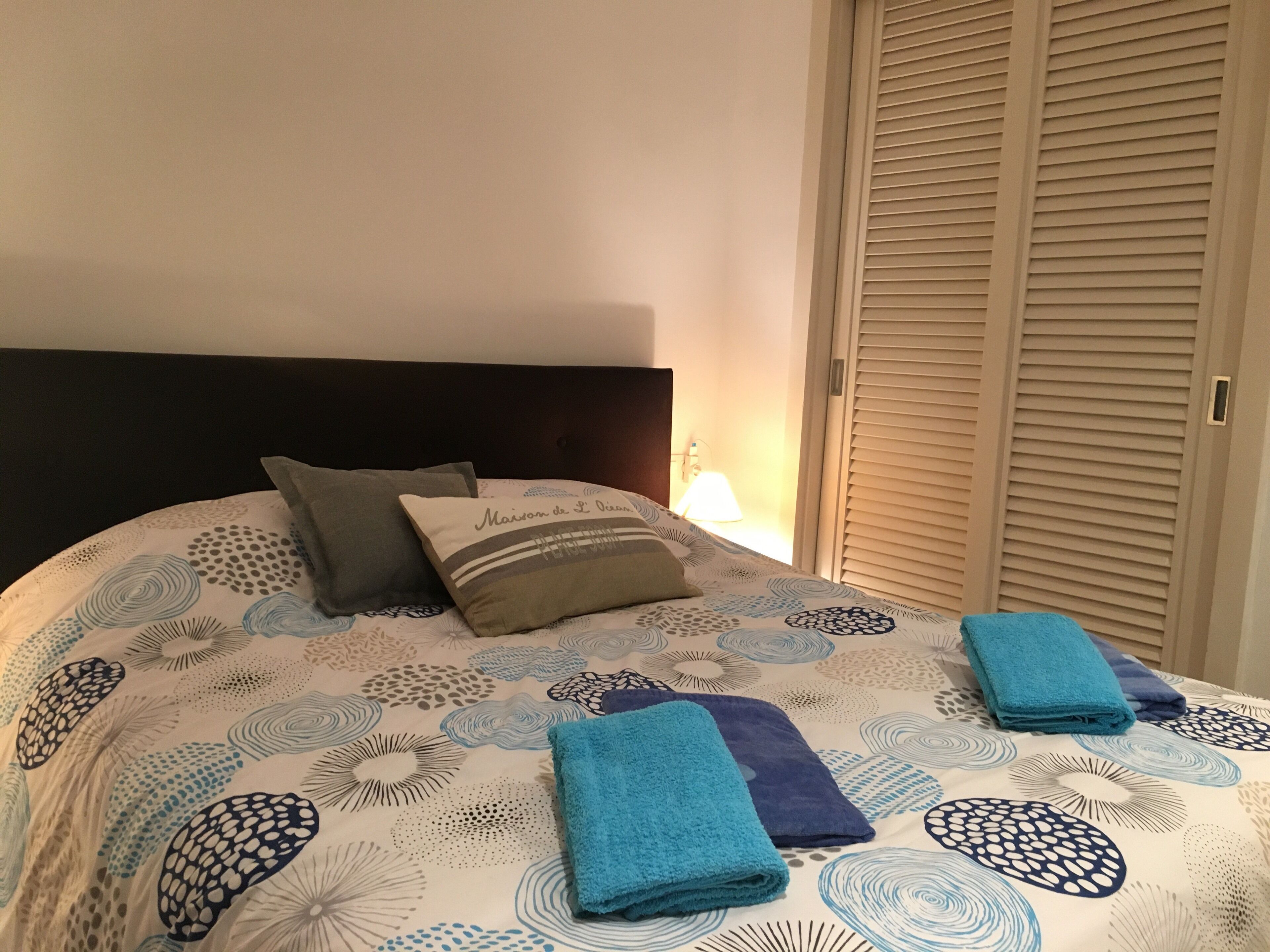 Lovely holiday home with fantastic views, swimming pool, air conditioning & wifi