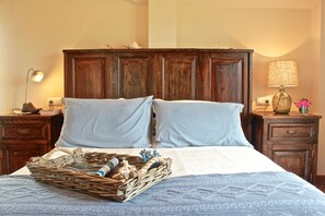 5 Schlafzimmer, Bügeleisen/Bügelbrett, WLAN, Bettwäsche