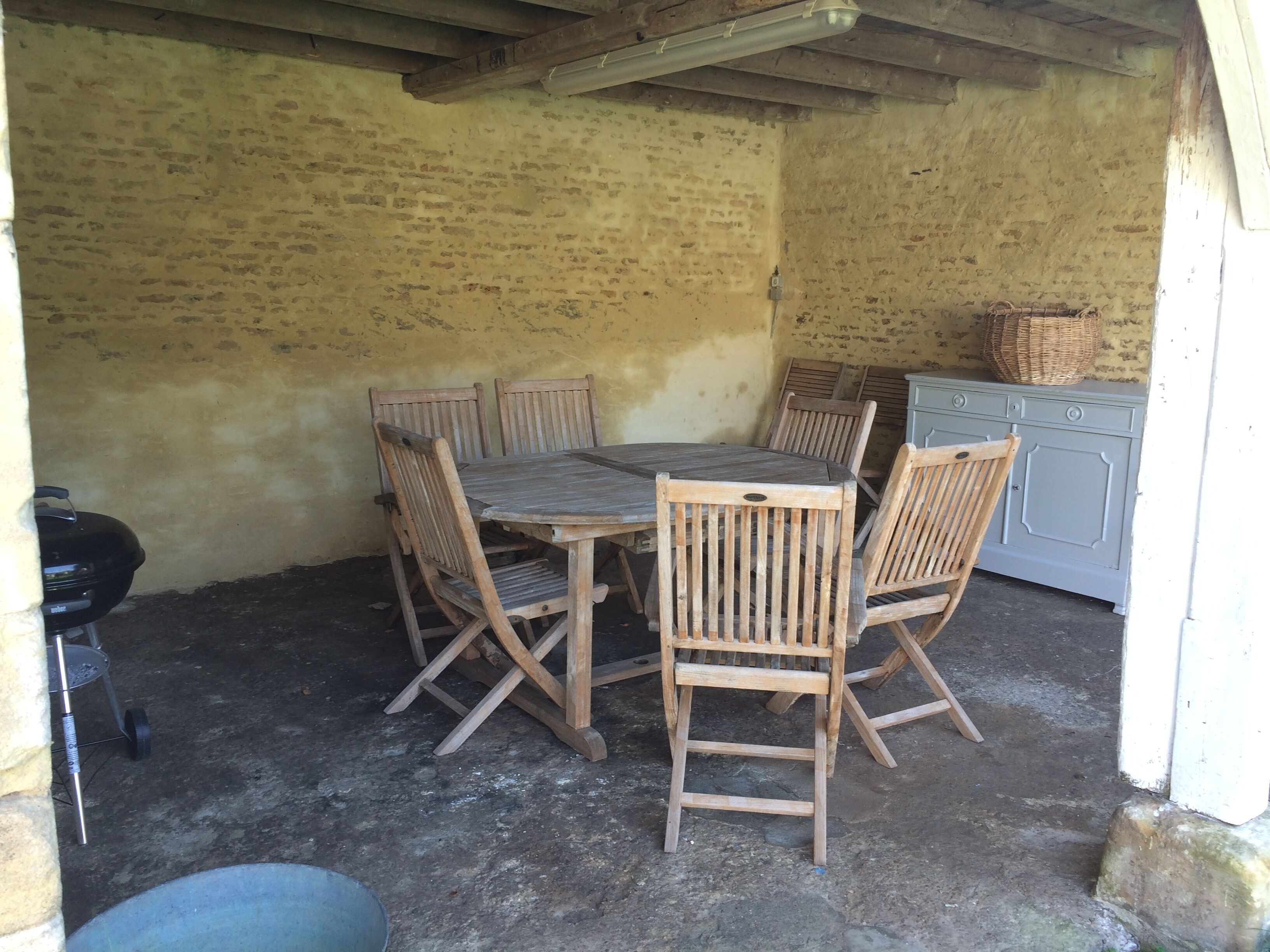 Charming house in a 19th century property