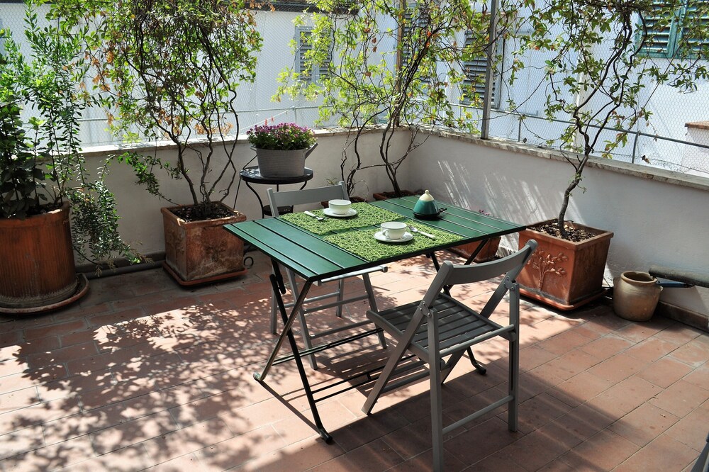 Delightful apartment with terrace in the heart of Florence - WiFi