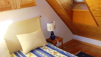 4 bedrooms, iron/ironing board, travel crib, WiFi