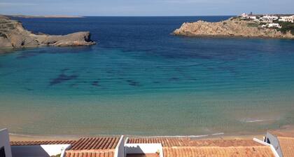 3 Bedroom Villa, private pool, stunning Sea Views 5 mins from beach. WIFI & AC