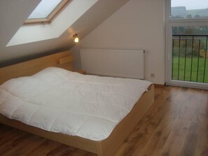 6 Schlafzimmer, Bügeleisen/Bügelbrett, kostenloses WLAN