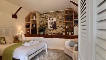 1 sovrum, strykjärn/strykbräda, gratis wi-fi och sängkläder