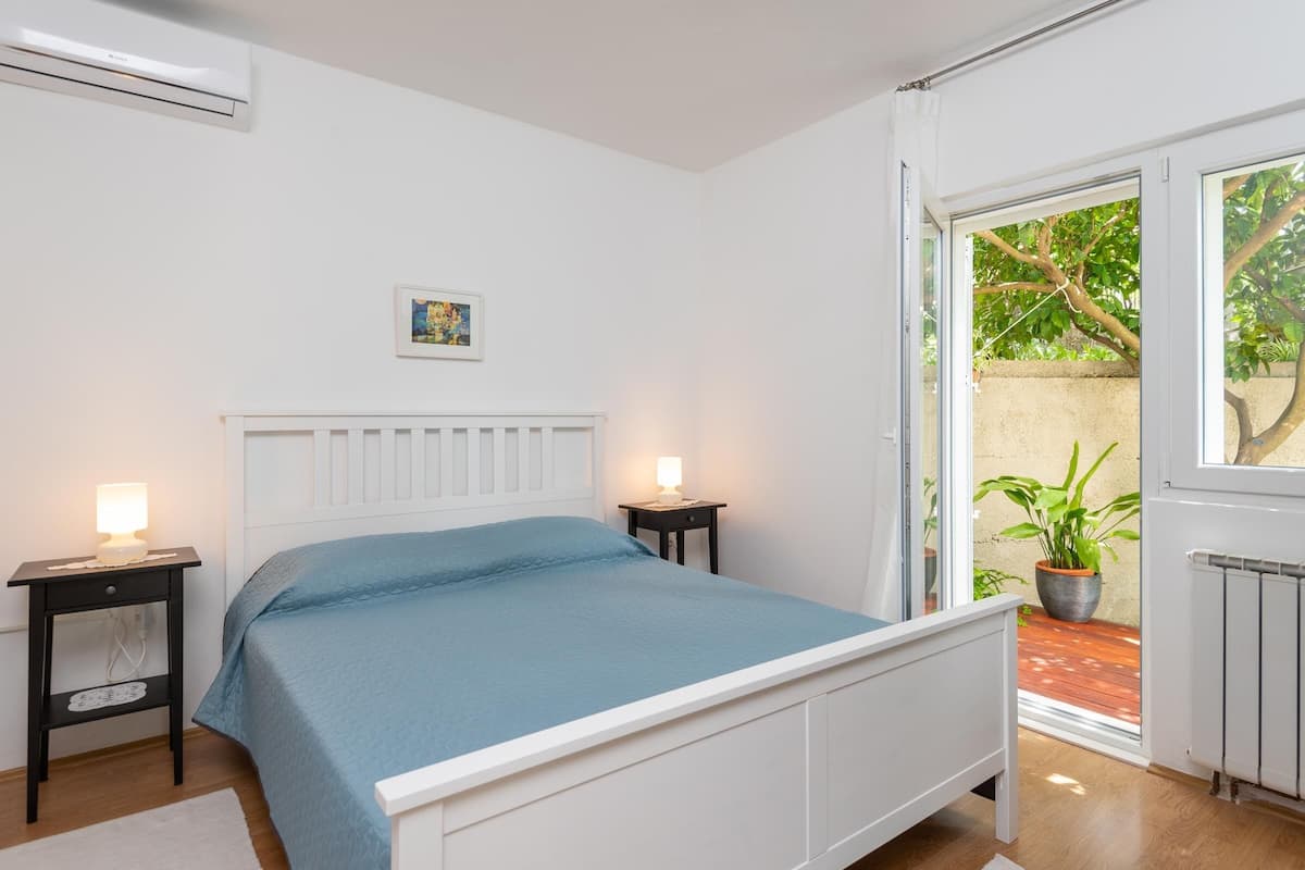Classic Double Room, Patio | 2 bedrooms, soundproofing, free WiFi, bed sheets