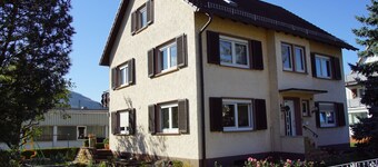 Koselig leilighet med balkong, 65sqm, 2 soverom til maks. 4 personer