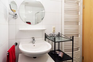 Haartrockner, Handtücher