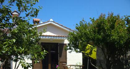 romantic cottage for 2 persons