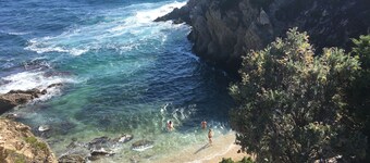 Villa Côte d'Azur avec vue en rêve sur la mer à louer sur la Presqu'île de Giens
