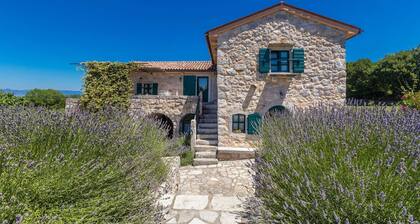 Holiday house DAJANA with mediterranean garden