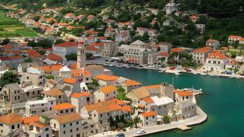 منظر من الجو على ارتفاع عالٍ