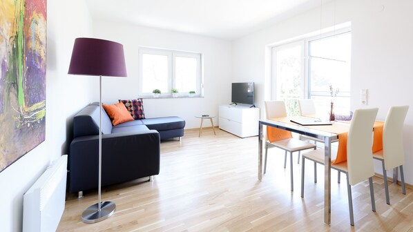TV connectée, table de tennis de table